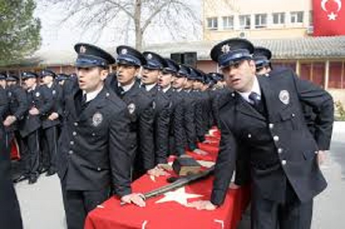 Polis memur maaşları ne kadar oldu? Yeni 2018 Temmuz zamlı polis memuru…